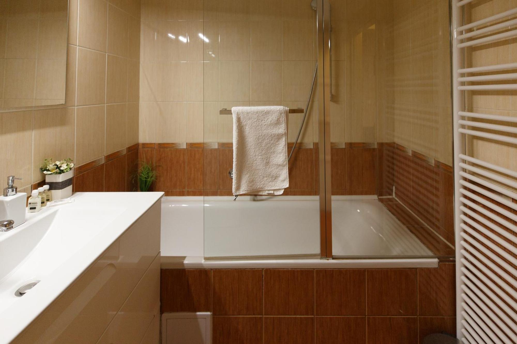 Mokka Apartments Miskolc Eksteriør billede