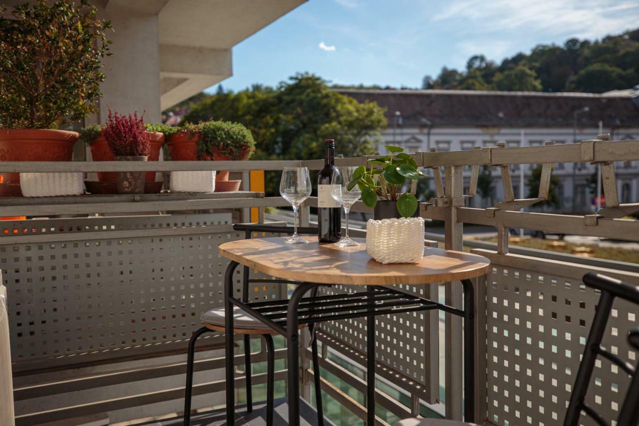 Mokka Apartments Miskolc Eksteriør billede