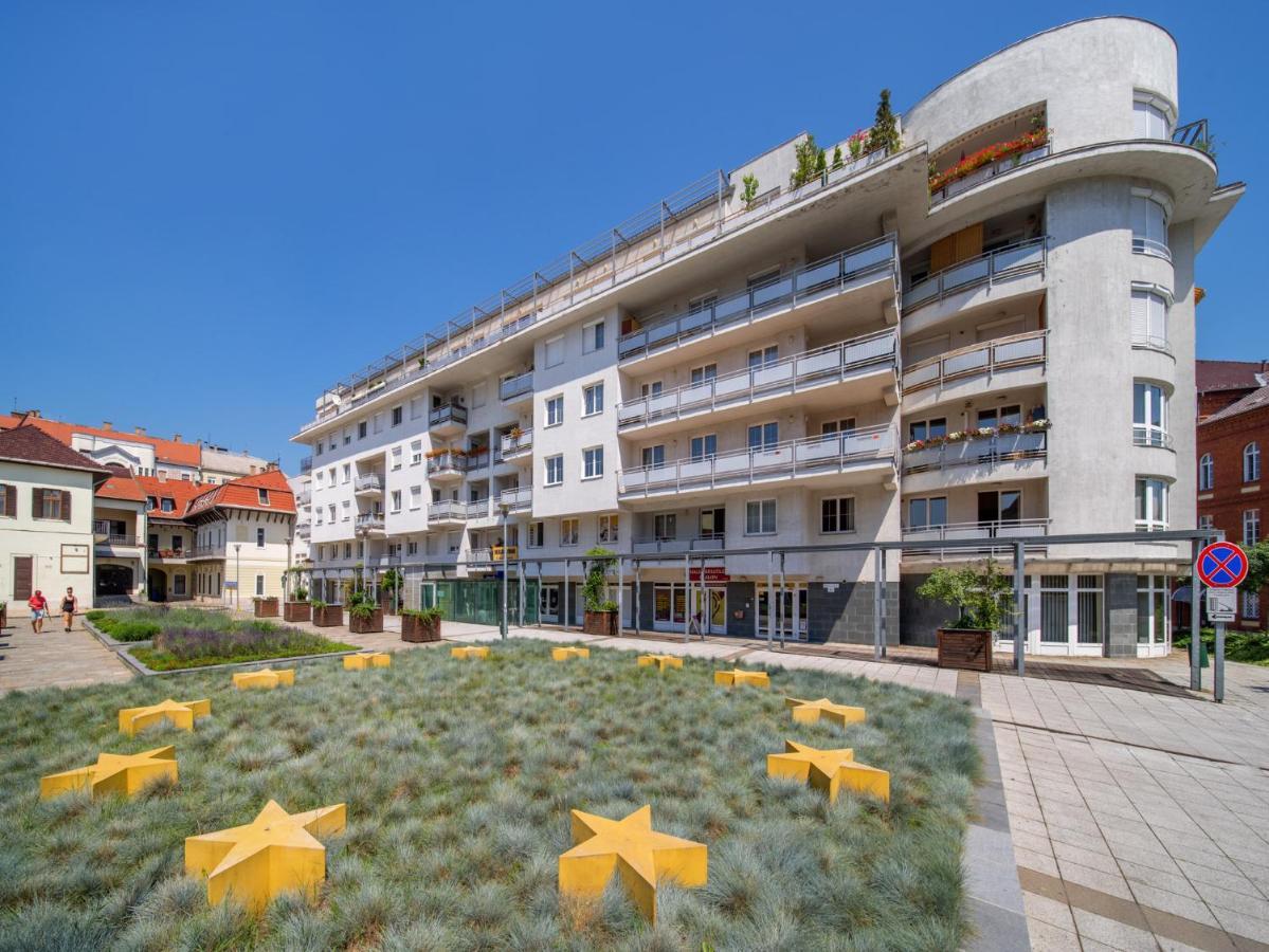 Mokka Apartments Miskolc Eksteriør billede